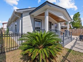 7013 Corsicana Street, Houston TX 77020