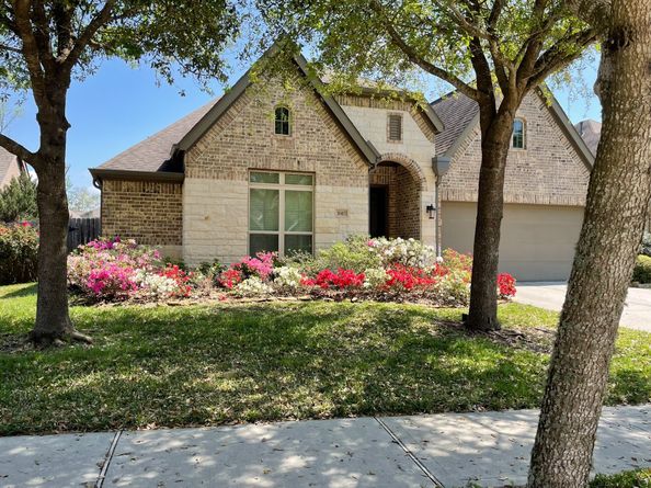 18415 Hounds Lake Drive, New Caney TX 77357