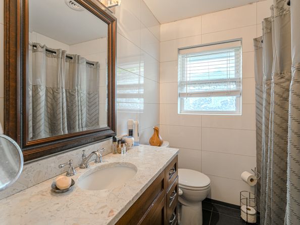 2222 Wakefield Drive, Houston TX 77018