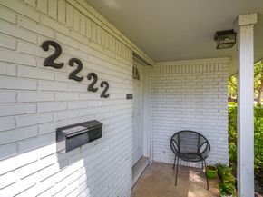 2222 Wakefield Drive, Houston TX 77018