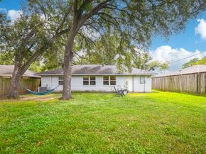 2222 Wakefield Drive, Houston TX 77018