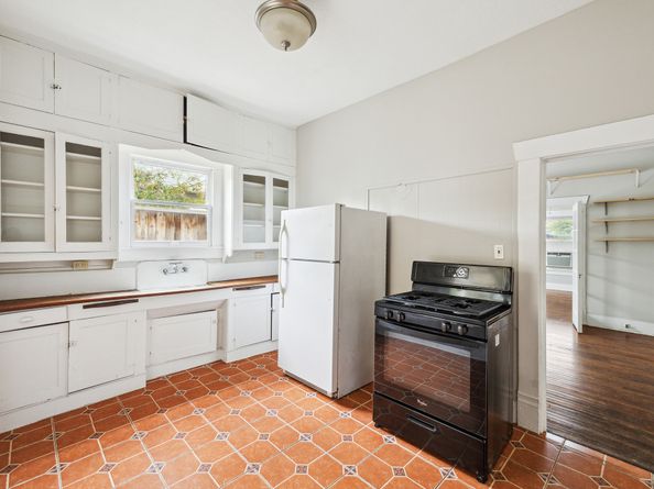 1847 Harvard Street, Houston TX 77008