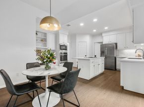 27 Heartleaf Court, The Woodlands TX 77381
