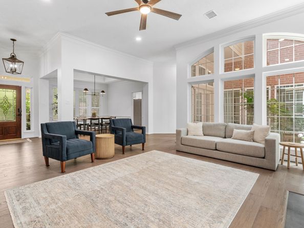 27 Heartleaf Court, The Woodlands TX 77381