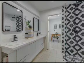 7916 Glenview Drive, Houston TX 77061