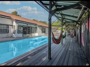 7916 Glenview Drive, Houston TX 77061