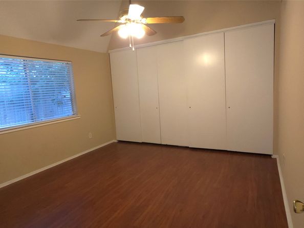 1538 Ridgebriar Drive, Houston TX 77014