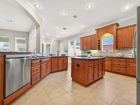 4518 Beacon View Court, Sugar Land TX 77479