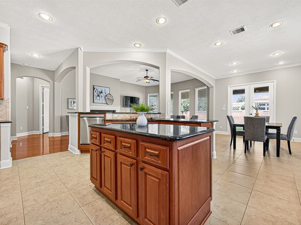 4518 Beacon View Court, Sugar Land TX 77479