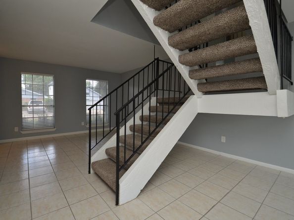 10018 Knoboak Drive 13, Houston TX 77080