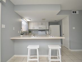 10018 Knoboak Drive 13, Houston TX 77080