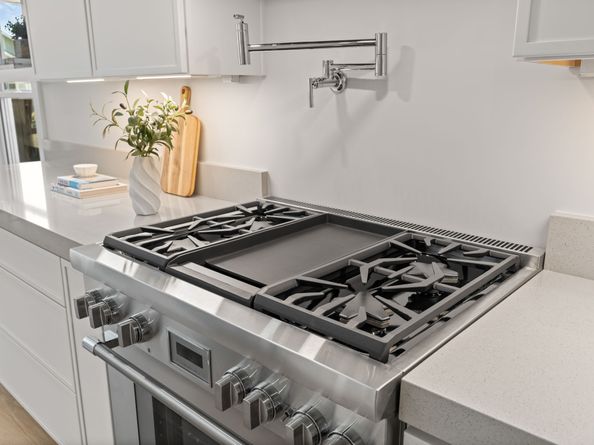 1011 W Cottage Street, Houston TX 77009