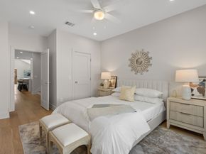 1011 W Cottage Street, Houston TX 77009