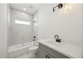 418 Delaware Street, Houston TX 77029