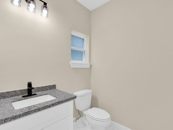 418 Delaware Street, Houston TX 77029