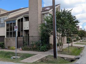 4930 Feagan Street, Houston TX 77007