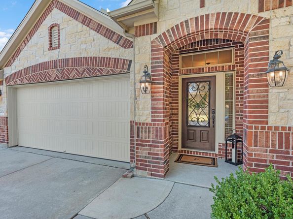 20714 Oakhurst Creek Drive, Porter TX 77365