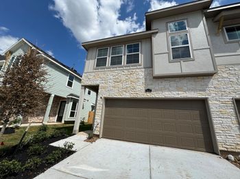 2212 Via Isa Lane