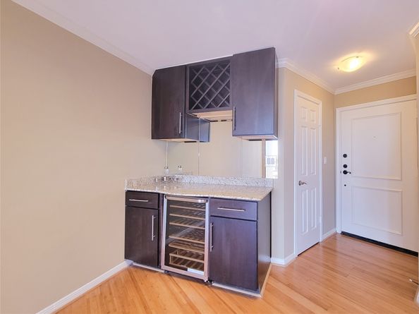 3525 Sage Road 1007, Houston TX 77056