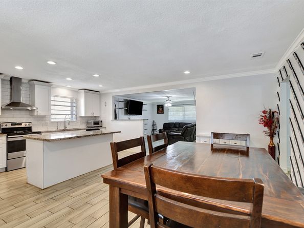 8314 Albacore Drive, Houston TX 77074