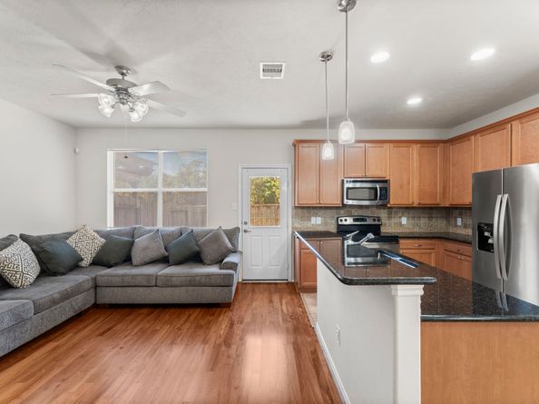 239 Bloomhill Place, The Woodlands TX 77354