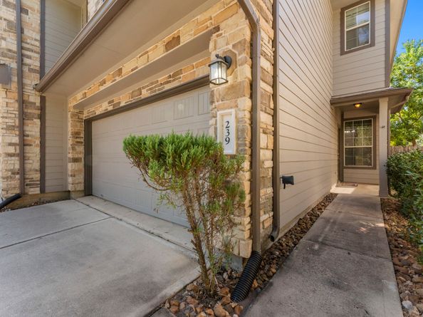 239 Bloomhill Place, The Woodlands TX 77354