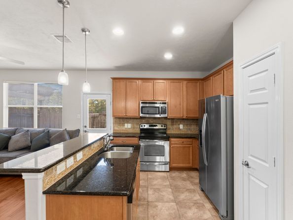 239 Bloomhill Place, The Woodlands TX 77354