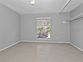 201 W Rosamond Street 53, Houston TX 77076