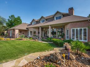 12 Lakeview Place, Houston TX 77070