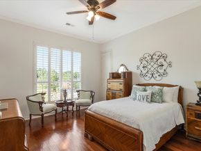 12 Lakeview Place, Houston TX 77070