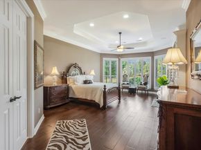 12 Lakeview Place, Houston TX 77070