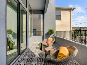 5240 Cornish B, Houston TX 77007