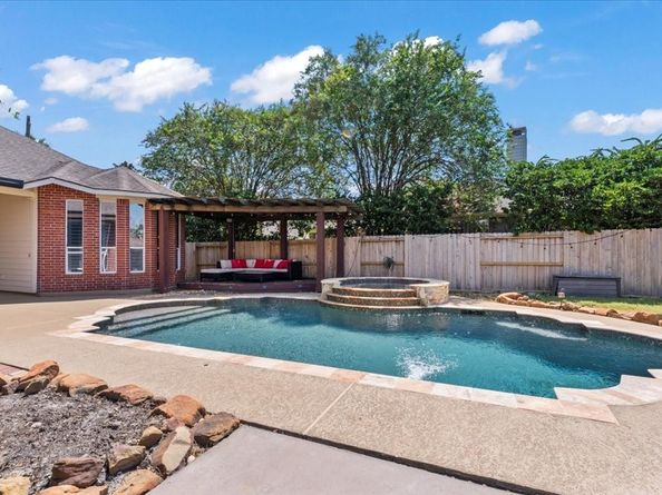 14731 Ramblebrook Lane, Humble TX 77396