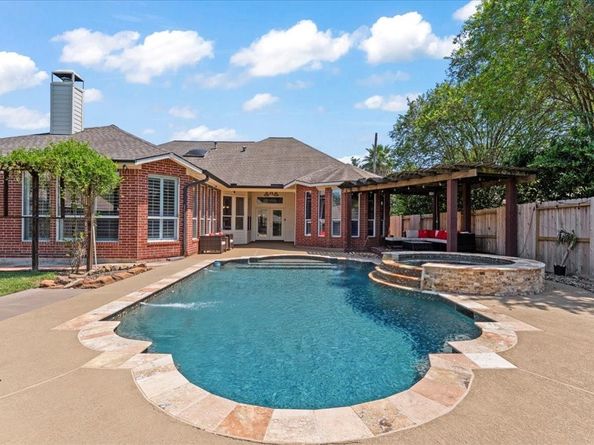 14731 Ramblebrook Lane, Humble TX 77396