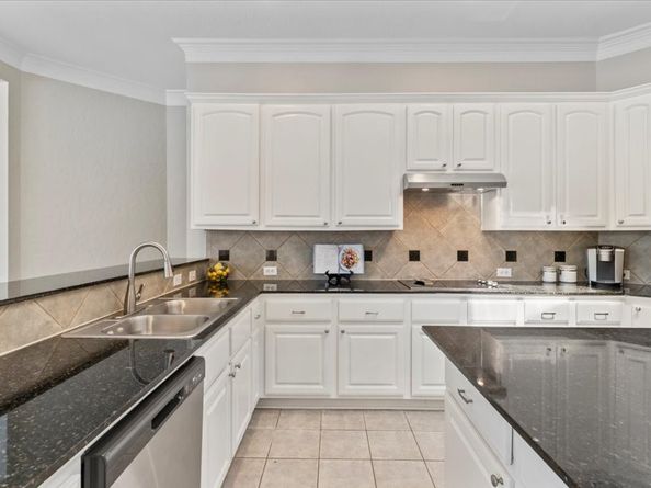 14731 Ramblebrook Lane, Humble TX 77396