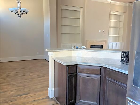 5824 Darling Street, Houston TX 77007