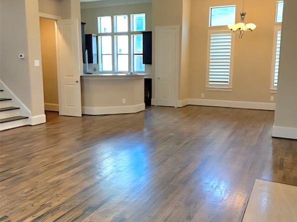 5824 Darling Street, Houston TX 77007