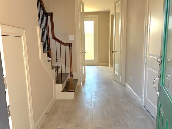 5824 Darling Street, Houston TX 77007