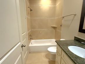 5824 Darling Street, Houston TX 77007