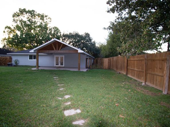 6803 Marta Drive, Houston TX 77083-1241