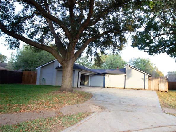 6803 Marta Drive, Houston TX 77083-1241