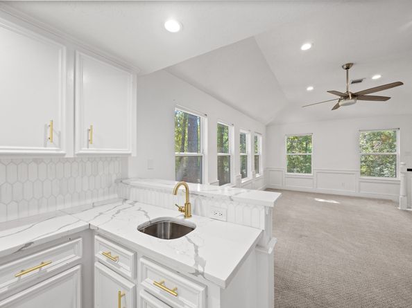 32 Mellow Leaf Court, The Woodlands TX 77381