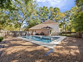 32 Mellow Leaf Court, The Woodlands TX 77381