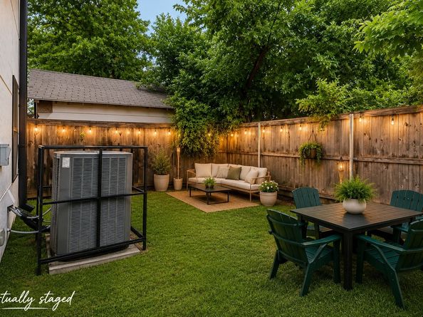 908 Muncie Avenue, Dallas TX 75212