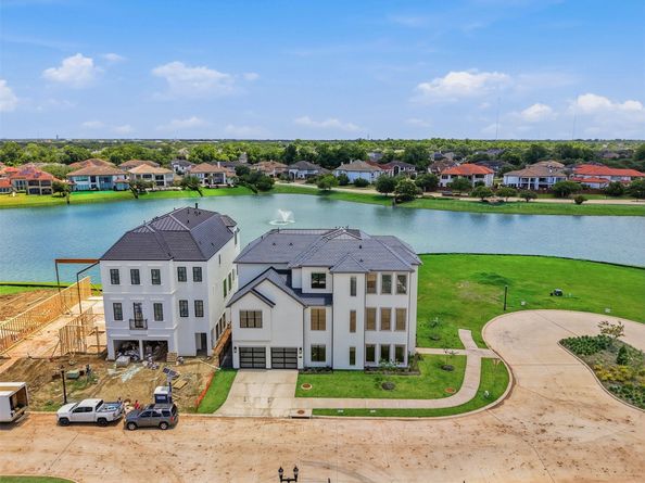 4610 Sunset Circle, Sugar Land TX 77479