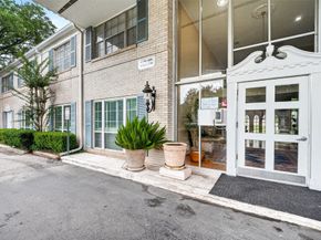 2600 Bellefontaine St Apt D24,, Houston TX 77025