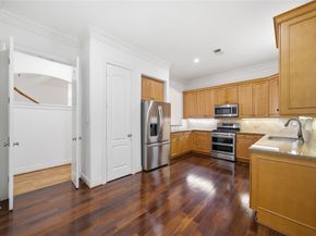 1329 Hyde Park Boulevard, Houston TX 77006