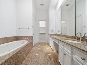 1329 Hyde Park Boulevard, Houston TX 77006