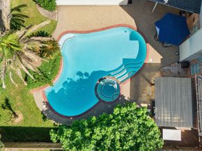 26 E Sterling Pond Circle, The Woodlands TX 77382