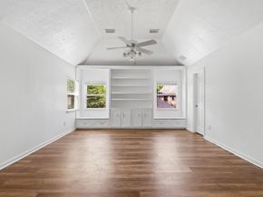 26 E Sterling Pond Circle, The Woodlands TX 77382